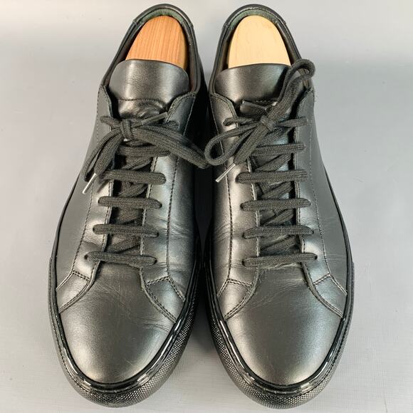 COMMON PROJECTS Size 9 Black Leather Low Top Shiny Sole Sneakers - Picture 4 of 8